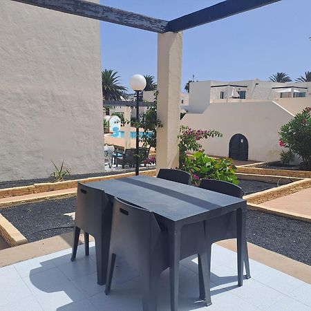 Apartamento 15 con terraza y piscina en Corralejo Exterior foto